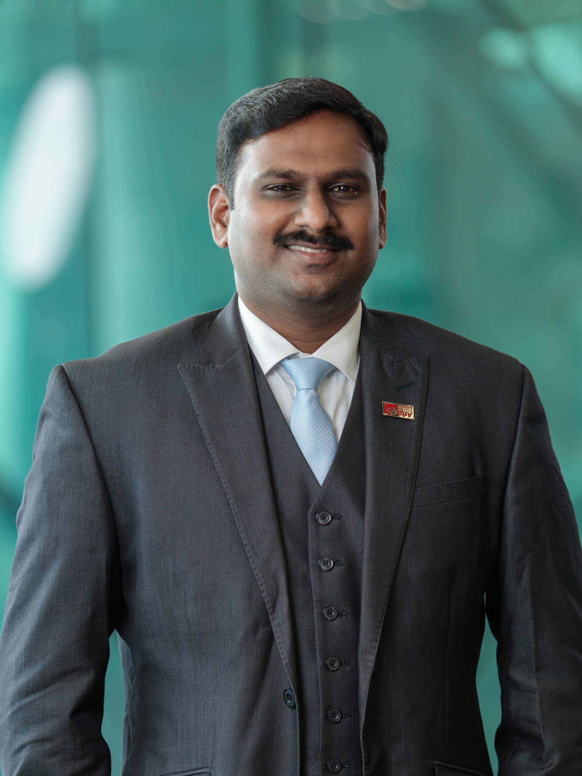 Tiến sĩ Viju Prakash