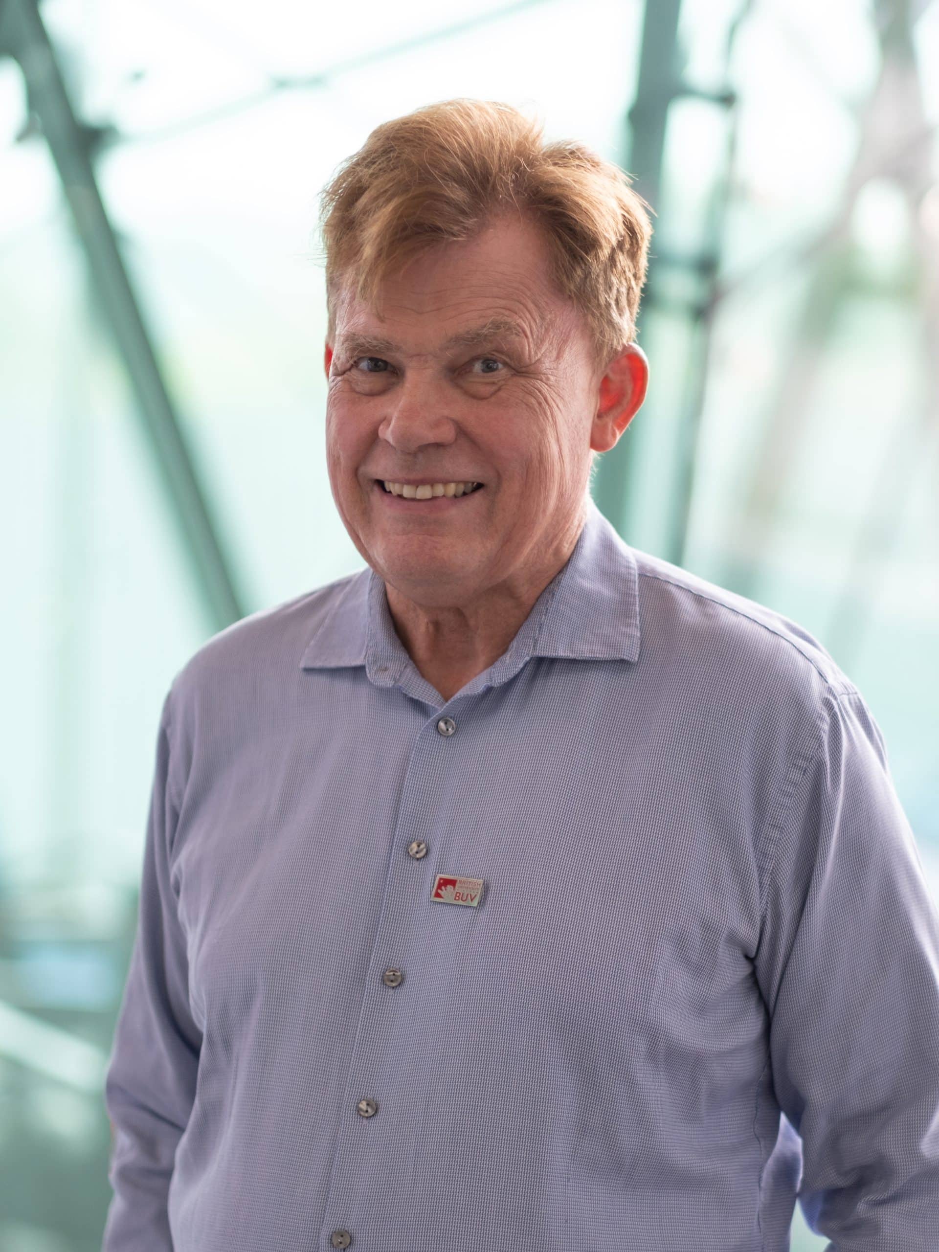 Dr. Andrew Batchelor