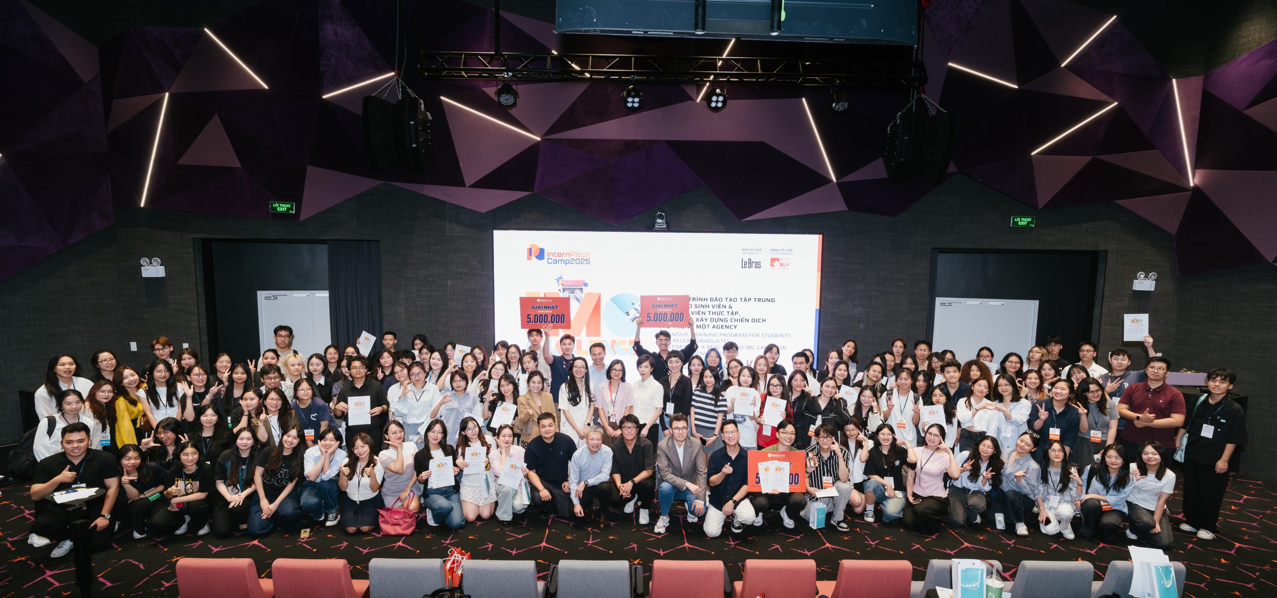 Sinh viên BUV thắng đậm trong thử thách 35 giờ ăn–ngủ-nghỉ cùng chiến dịch truyền thông thực chiến